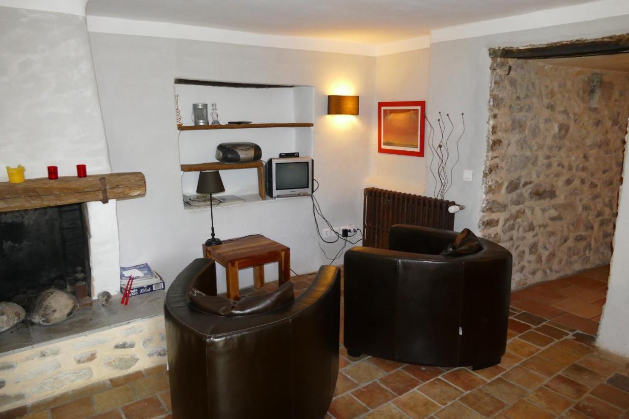 Bed and Breakfast Mas De Coulet Brissac Екстер'єр фото